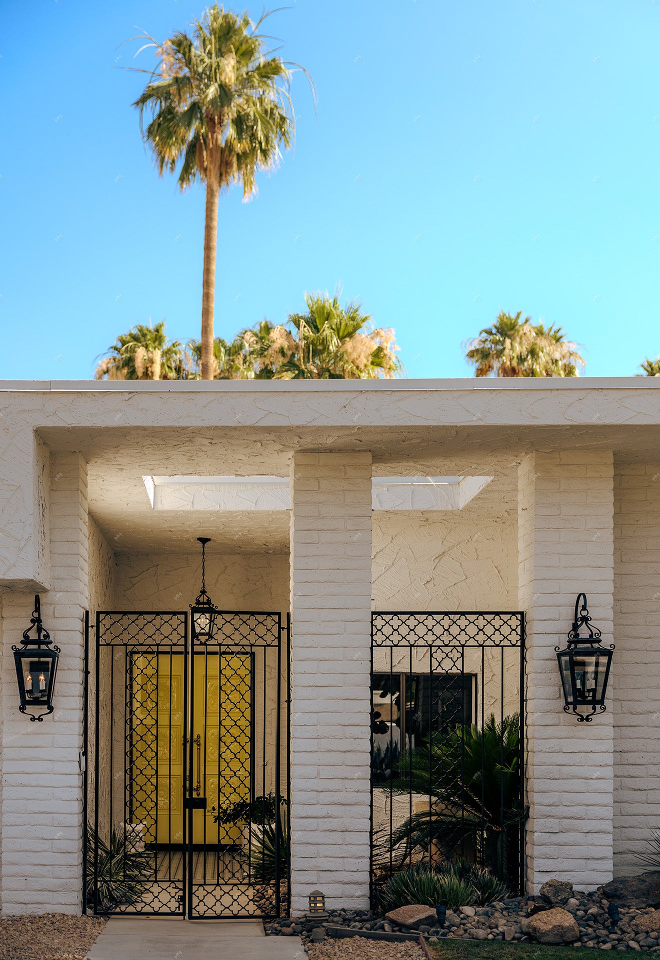 palm springs yellow door