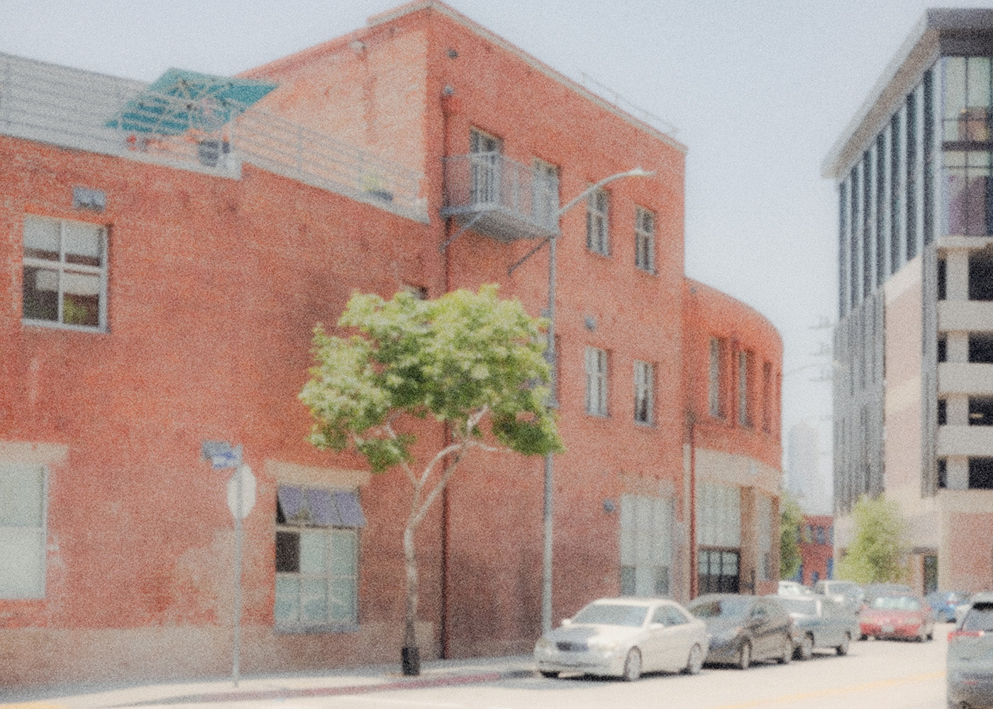 behind_downtown__howdysmiles_f56c7d64-0b21-41df-8e90-9e9d79266e64.jpg