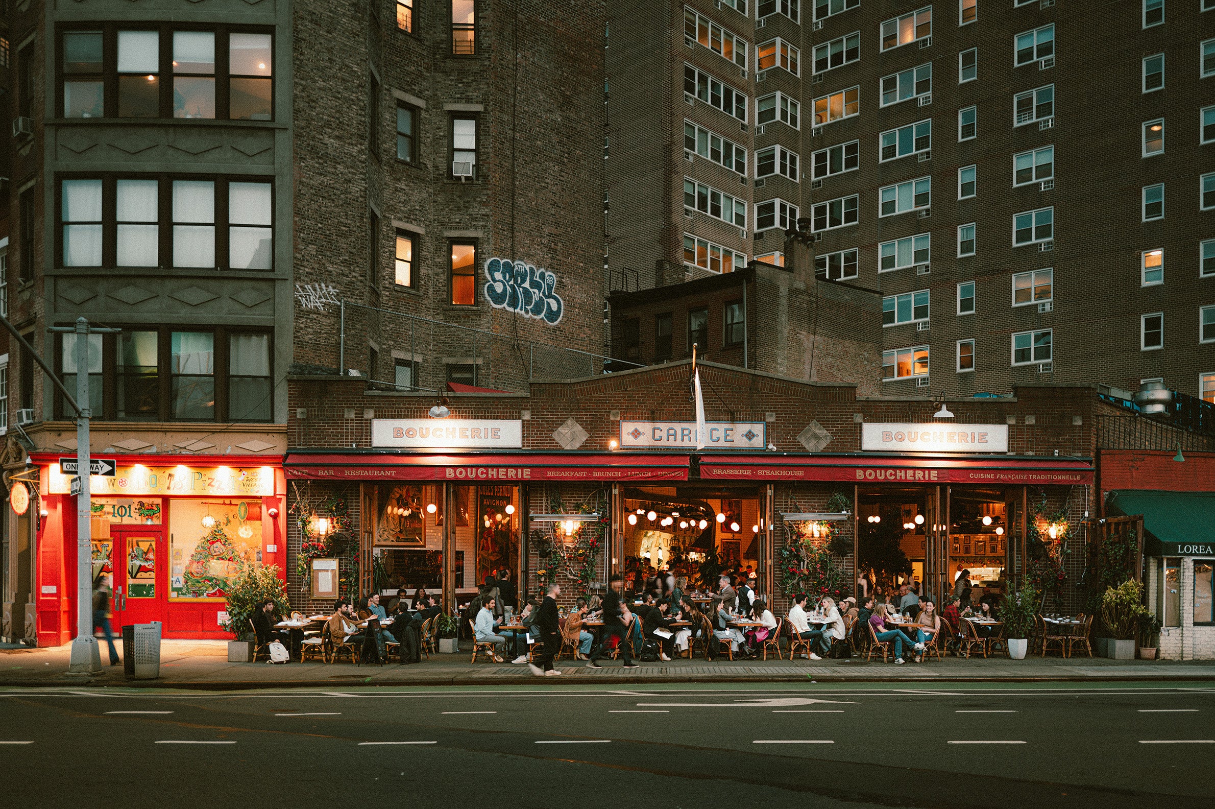 dine at dusk