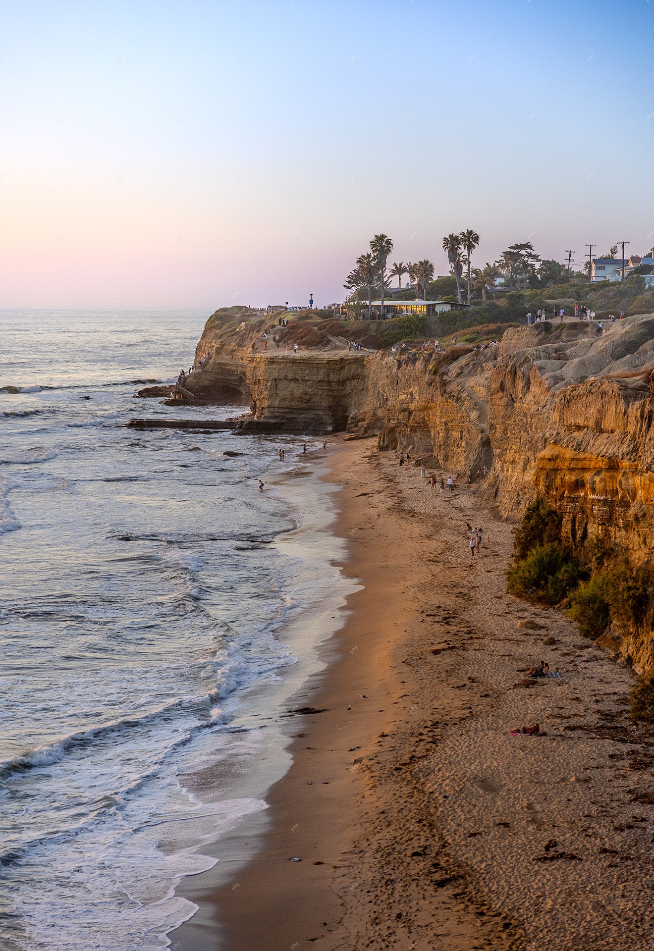Sunset at sunset cliffs.