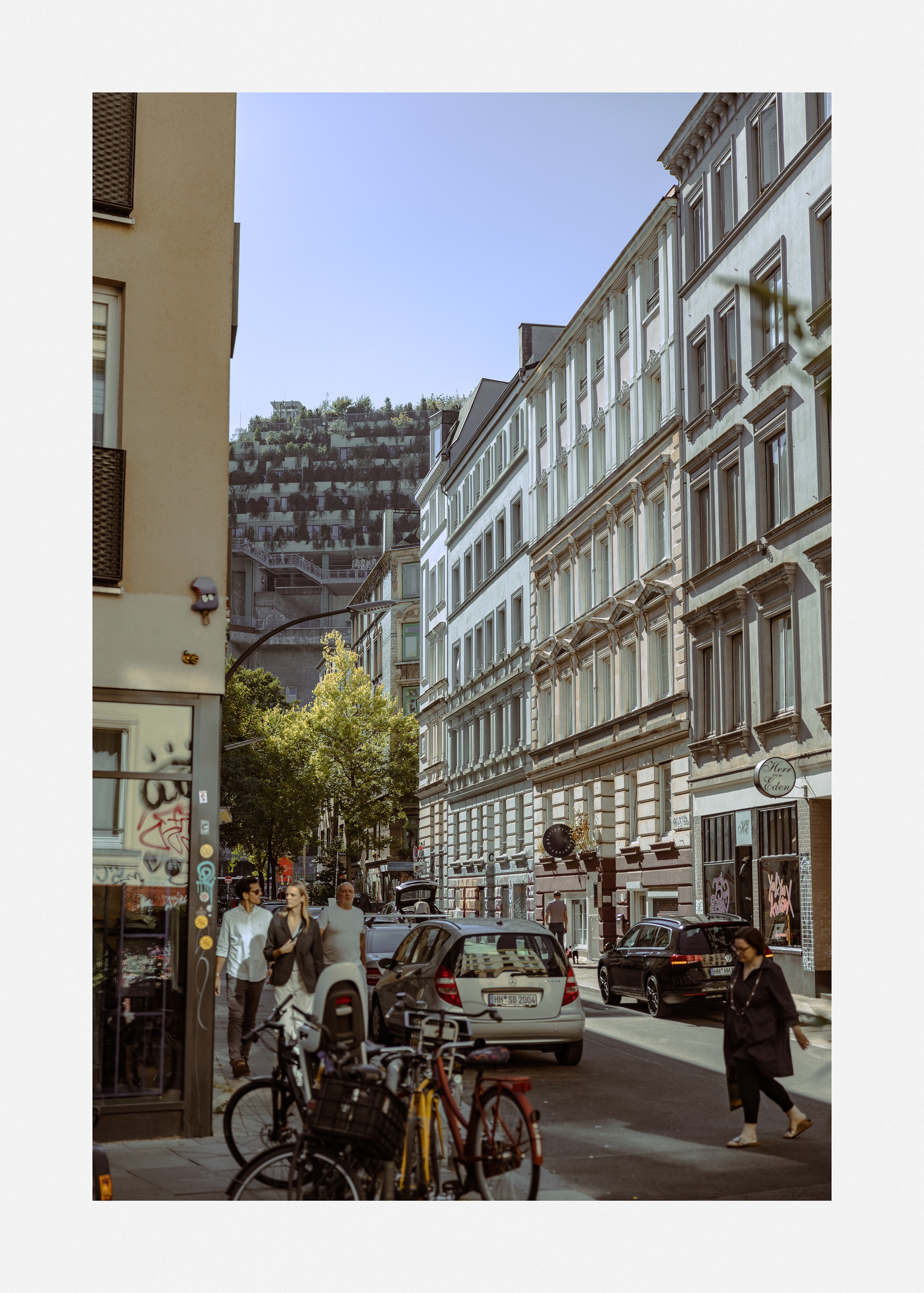 Modern art print showcasing striking architectural forms and city aesthetics.